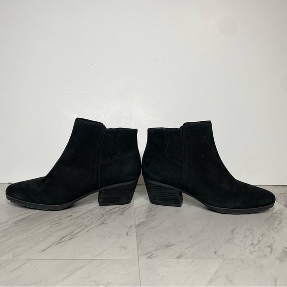 Blondo Valli Black Nubuck Waterproof Bootie 7 1/2 M - Picture 7 of 16